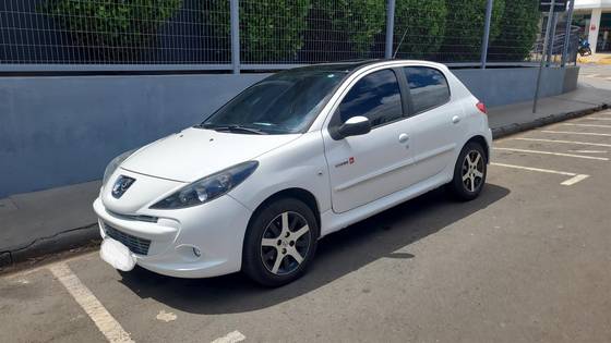PEUGEOT 207 1.6 QUIKSILVER 16V FLEX 4P MANUAL